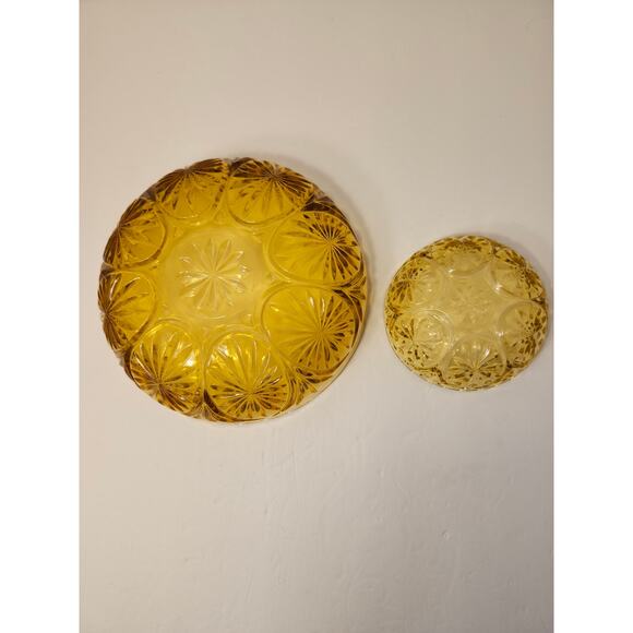 Anchor Hocking Vintage 2 Pc Chip And Dip Amber Pressed Medallion Glass Gold - Picture 3 of 9